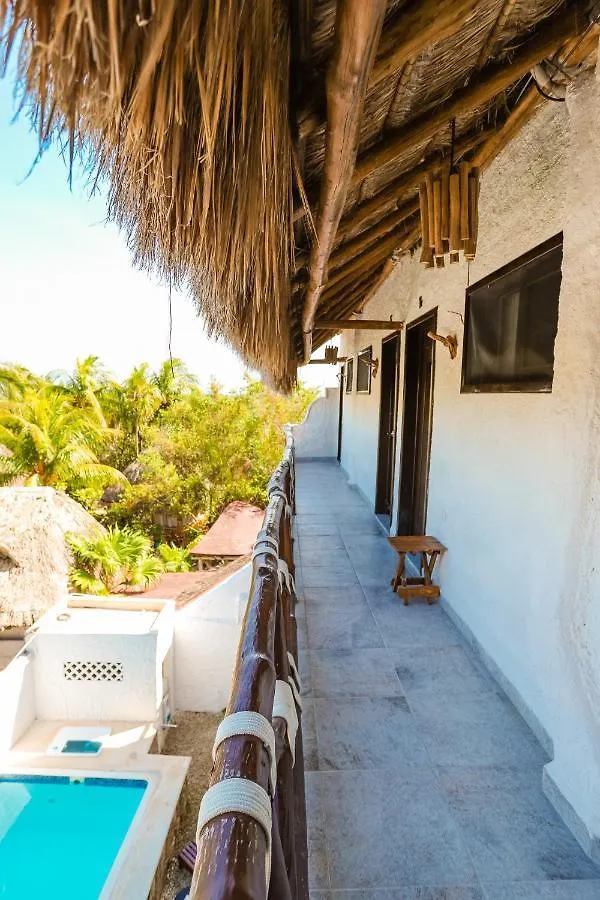 Hotel Casa Baleine Isla Holbox 3*,